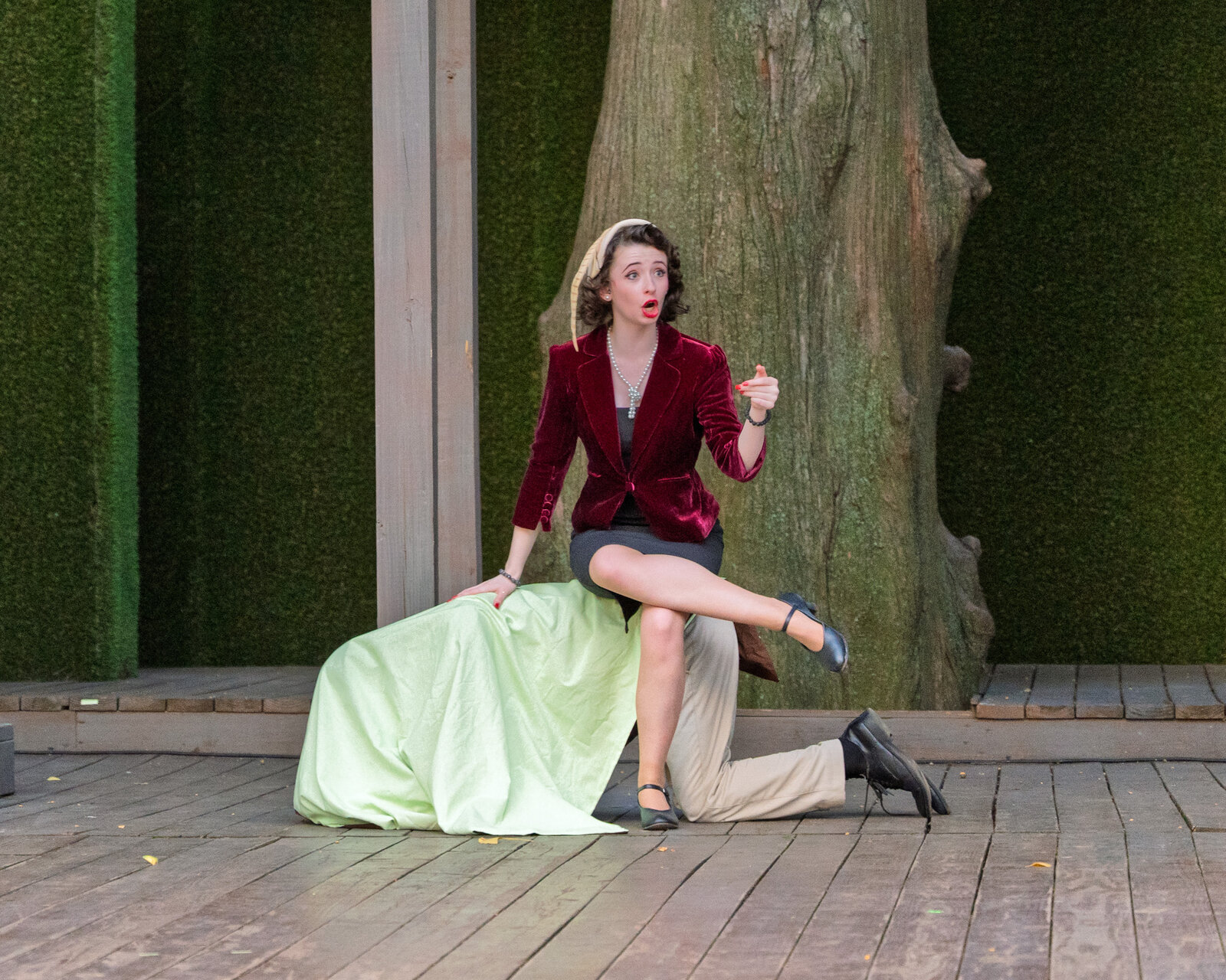 Ollie Gibson as Leonata in Much Ado About Nothing
